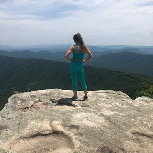 Meet your Posher, Brooke